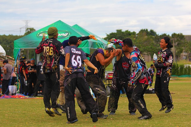 尤其是姆巴 尤其是姆巴